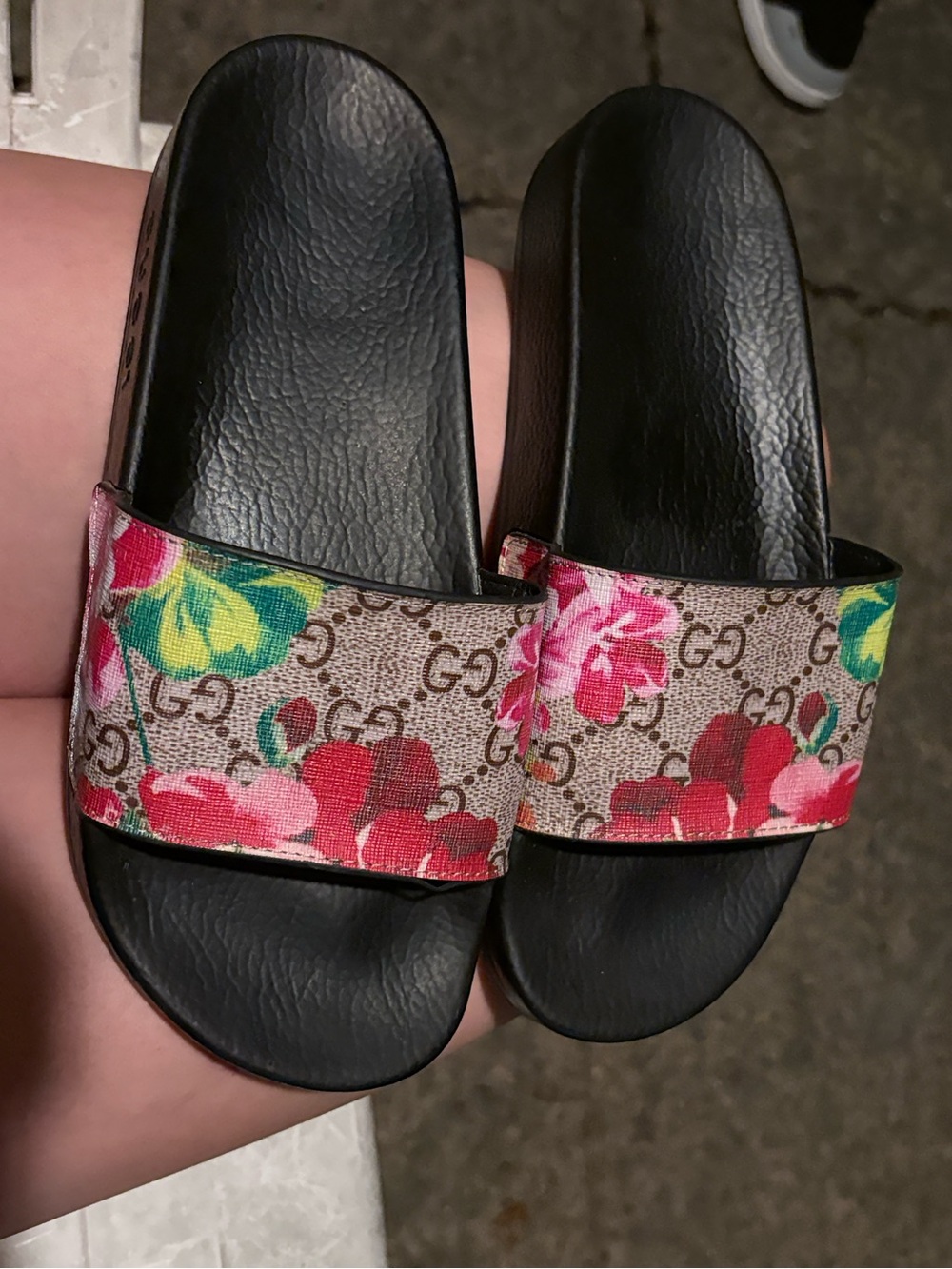 Gucci GG Blooms Supreme Floral Slides